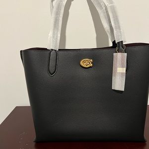 Coach Willow tote NWT